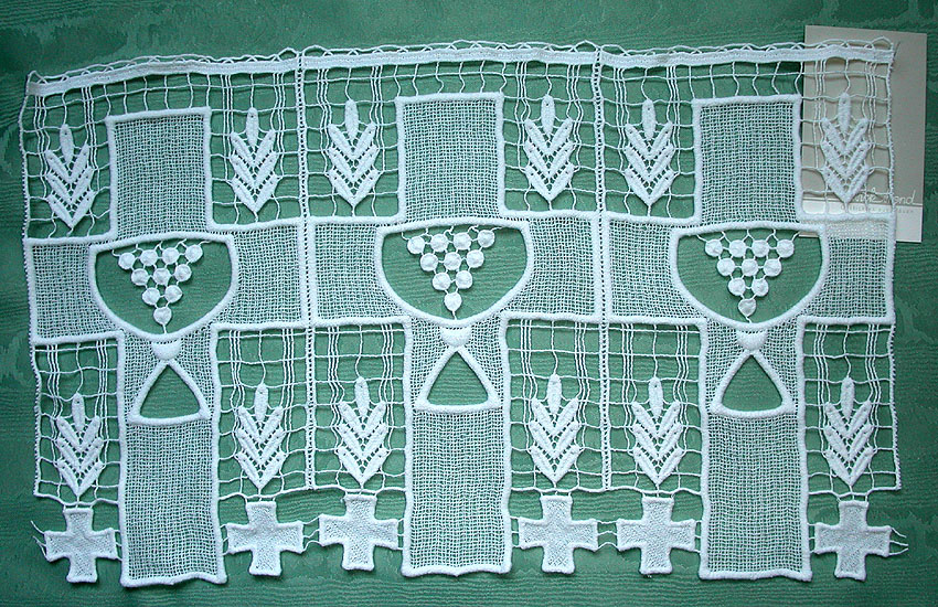 Liturgical lace made in Germany