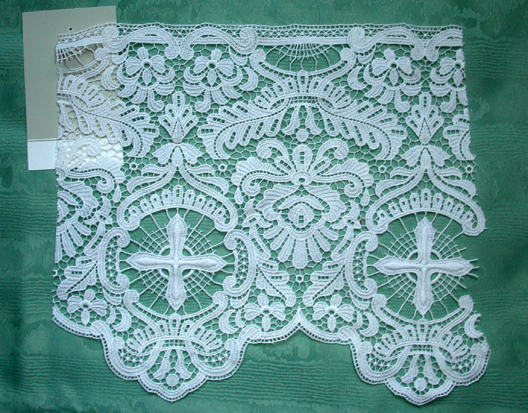 Liturgical lace made in Germany